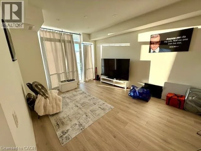 741 KING Street W Unit# 707, Kitchener, Ontario N2G0E9