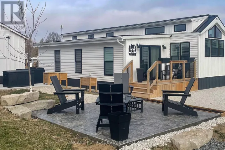 203 - 4838 SWITZER DRIVE, Southwest Middlesex, Ontario N0L1A0