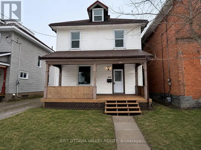 216 MARY STREET, Pembroke, Ontario K8A5V8