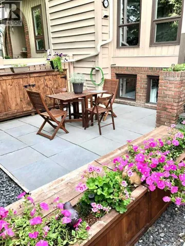 13011 6 Street SW, Calgary, Alberta t2w4j8