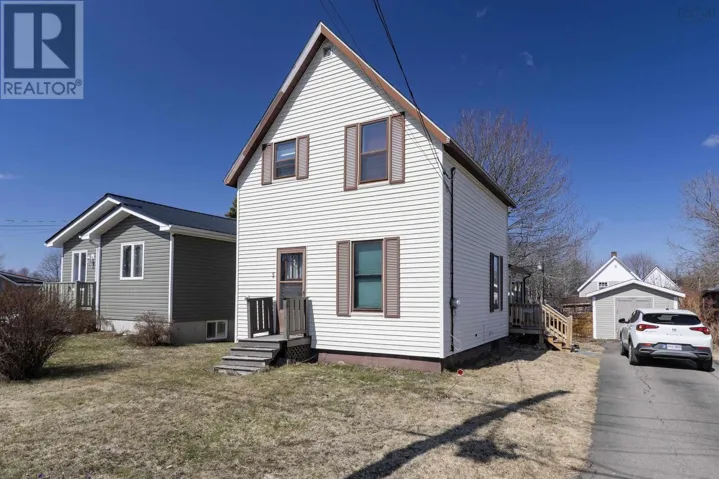 5 Minto Street, Amherst, Nova Scotia B4H1H1