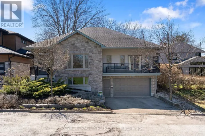 4 RODMAN HALL DRIVE, St. Catharines (Western Hill), Ontario L2S1P2