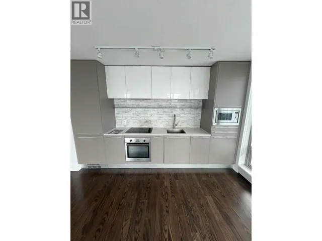 1706 8031 NUNAVUT LANE, Vancouver, British Columbia V5X0C9