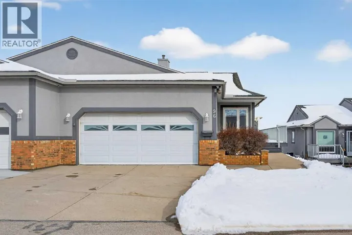 96 Norquay Heights NW, Calgary, Alberta T2K6H4