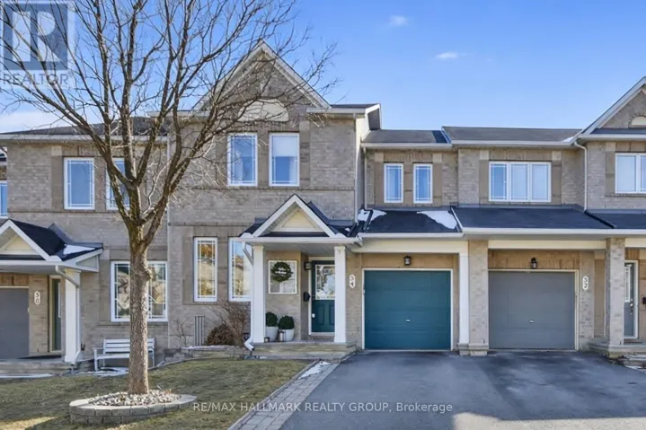 54 CHARLESTON STREET, Ottawa, Ontario K2G7G1