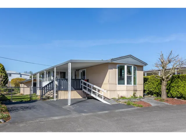 129 27111 0 AVENUE, Langley, British Columbia V4W2T3