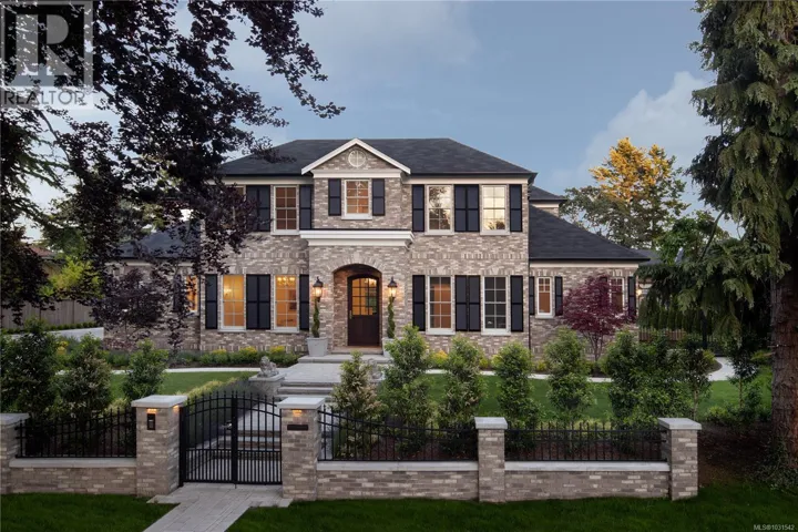 3085 Southdowne Rd, Oak Bay, British Columbia V8R6H3