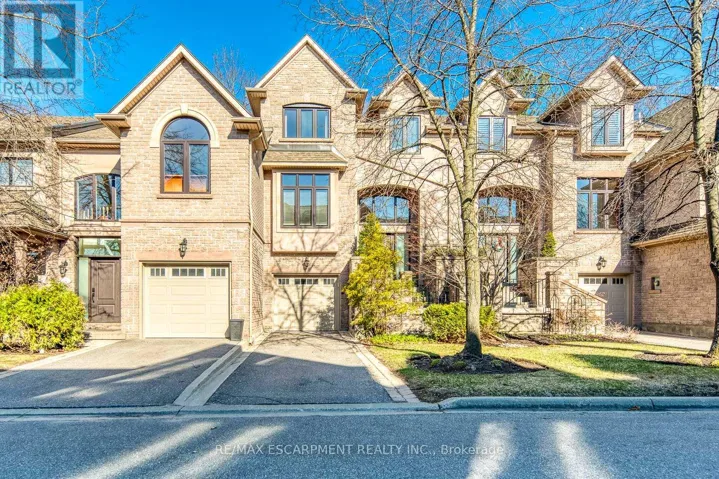 5 - 2303 HILL RIDGE COURT, Oakville (WT West Oak Trails), Ontario L6M3N3