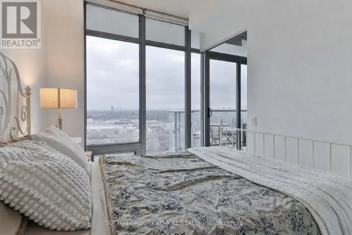 2109 - 105 THE QUEENSWAY, Toronto (High Park-Swansea), Ontario M6S5B5