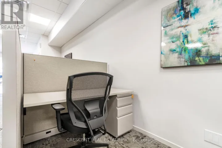 CUBICLE 3 - 347 JANE STREET, Toronto (Runnymede-Bloor West Village), Ontario M6S3Z3