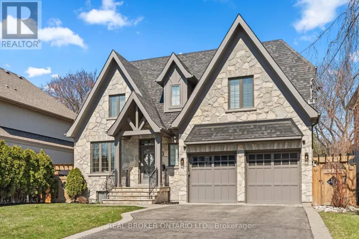 40 HILLDOWNTREE ROAD, Toronto (Edenbridge-Humber Valley), Ontario M9A2Z8
