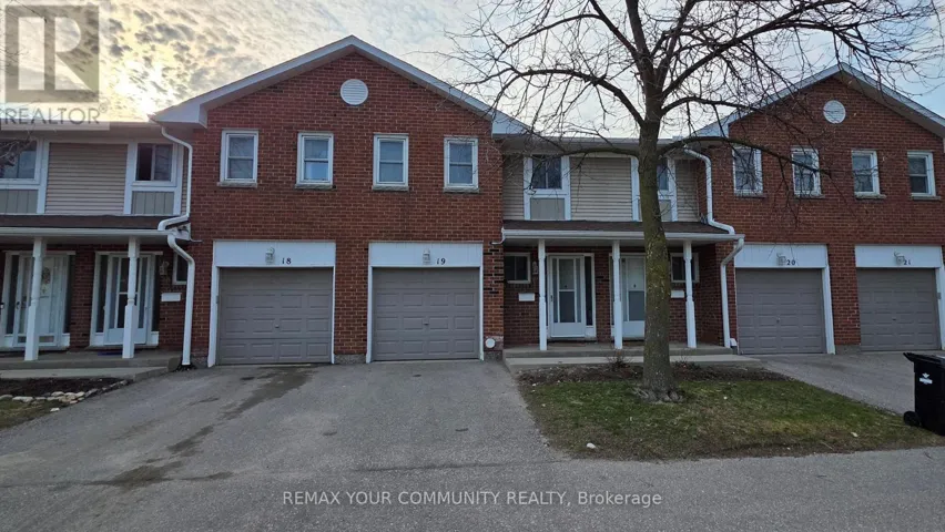 19 - 210 HIGHLAND CRESCENT, Kitchener, Ontario N2M5H7