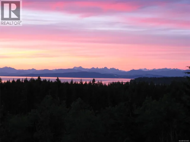 8900 Keith Wagner Way, Denman Island, British Columbia V0R1T0