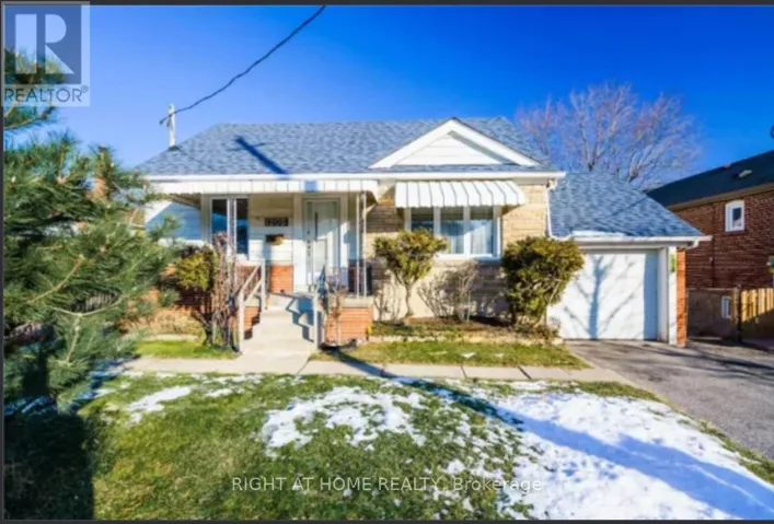 1205 KIPLING AVENUE, Toronto (Princess-Rosethorn), Ontario M9B3M8