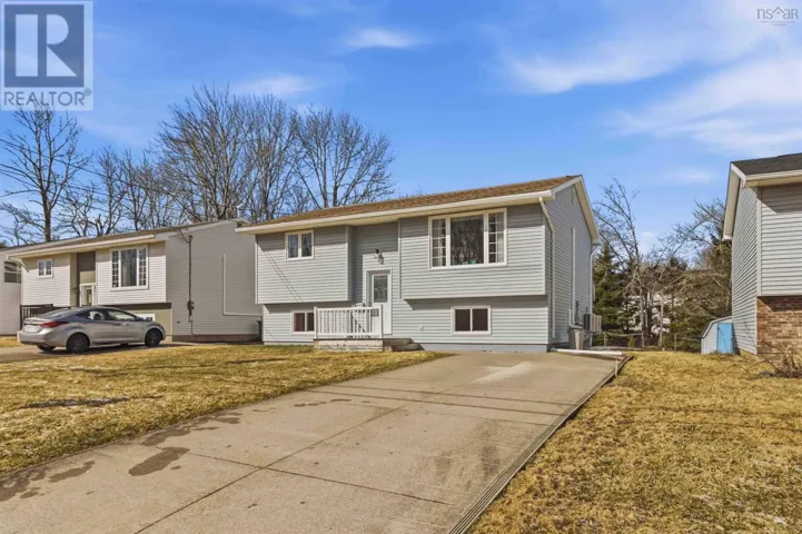 13 Langdon Drive, Woodlawn, Nova Scotia B2W5A6