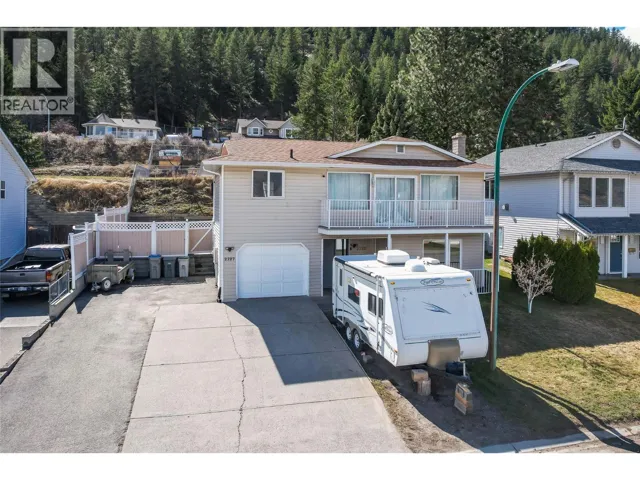 2727 QU'APPELLE Boulevard, Kamloops, British Columbia V2E2J9