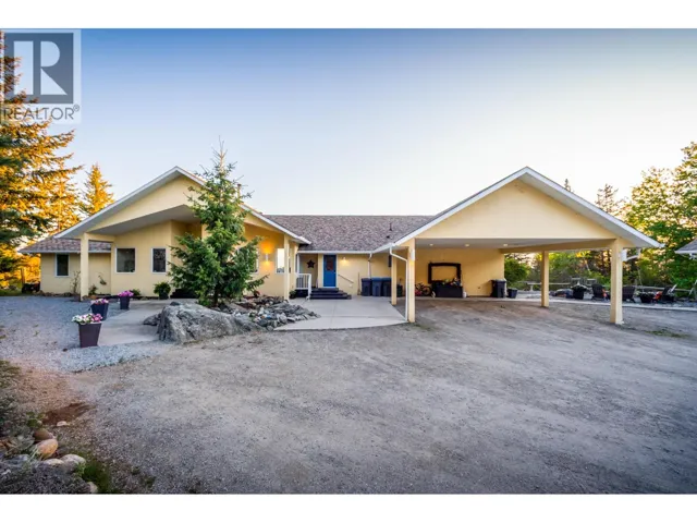 6720 Langley Court, Kelowna, British Columbia V1P1A4