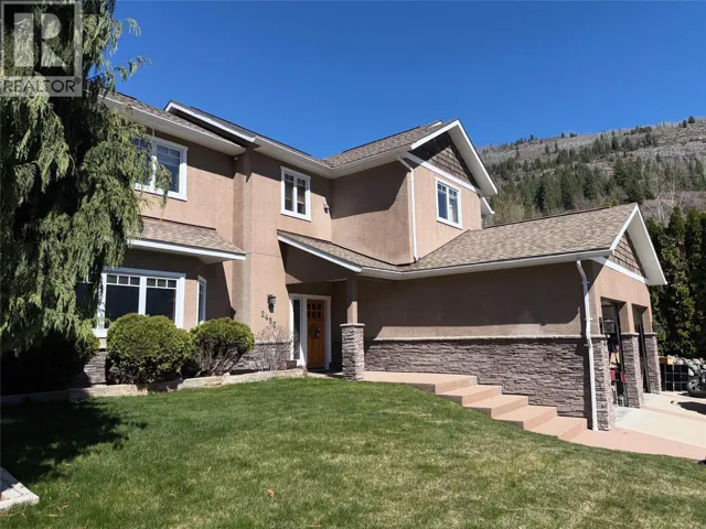 2455 Colin Crescent, Trail, British Columbia V1R4T4