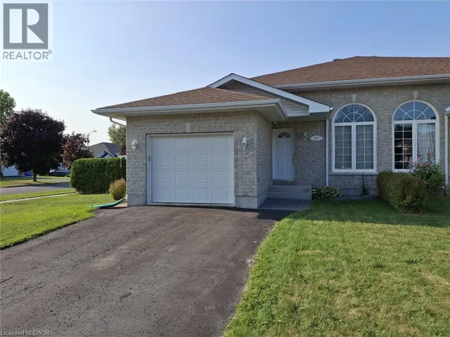 153 HERITAGE Place, Cornwall, Ontario K6J5V6