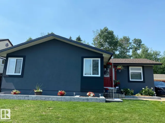 18 Moberly CR, Fort McMurray, Alberta T9H1G9