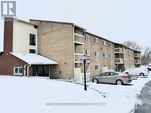 203 - 190 ELGIN STREET W, Arnprior, Ontario K7S1P1