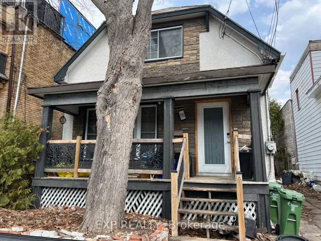 297 CYR AVENUE, Ottawa, Ontario K1L7N6