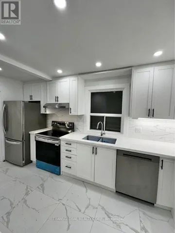 10 ANTICOSTI DRIVE, Toronto (Bendale), Ontario M1J1V5