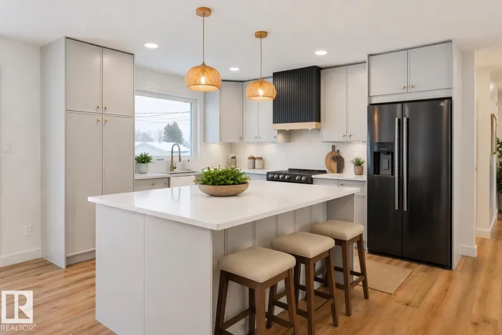 3 LINTHORPE RD, Spruce Grove, Alberta T7X2C2