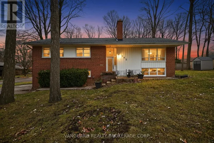 142 BEECHWOOD CRESCENT, Newmarket (Central Newmarket), Ontario L3Y1W3