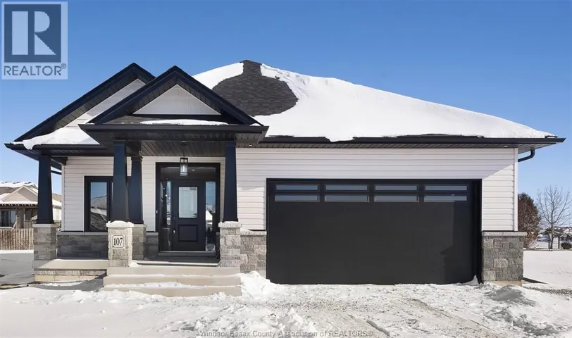 103 FENCELINE, Chatham, Ontario N7M0V9