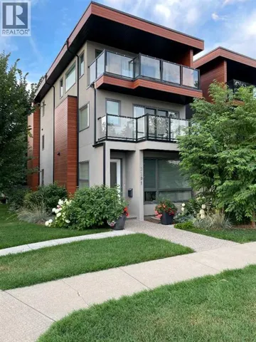 2201 Bowness Road NW, Calgary, Alberta T2N3L4