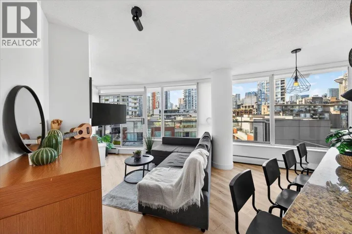 905 58 KEEFER PLACE, Vancouver, British Columbia V6B0B8