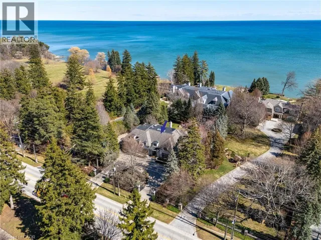 2096 LAKESHORE Road E, Halton, Ontario L6J1M3