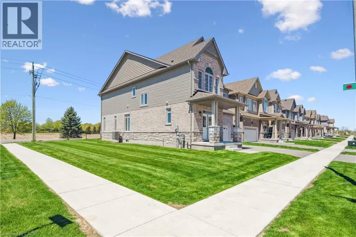 22 HENRY MARACLE Street, Ayr, Ontario N0B1E0