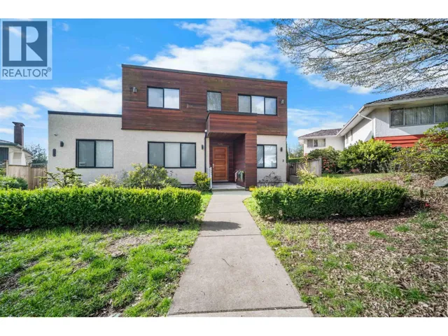 7493 GATINEAU PLACE, Vancouver, British Columbia V5S2S3