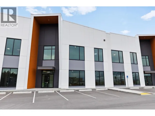 3440 Circuit Road Unit# 103, Kelowna, British Columbia V1V2K5