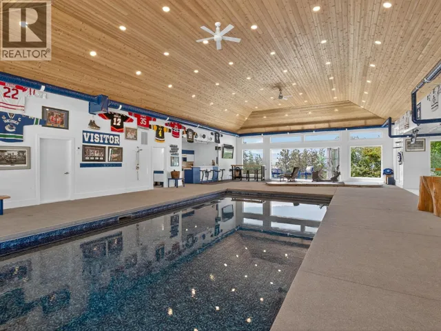 5955 Postill Lake Road, Kelowna, British Columbia V1X7V3