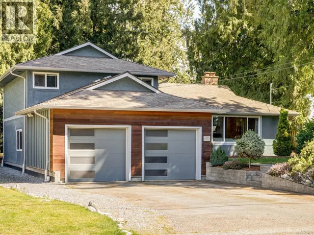 6429 Rodolph Rd, Central Saanich, British Columbia V8Z5W3
