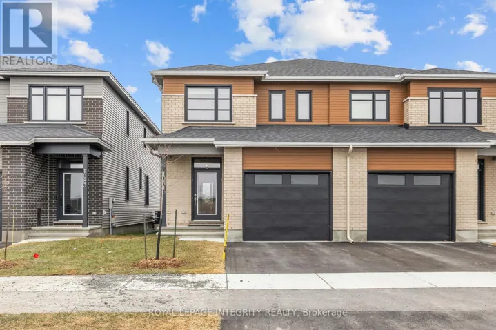 1081 COPE DRIVE, Ottawa, Ontario K2S2B5