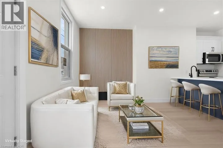 215 RAY Street N, Hamilton, Ontario L8R2Y3