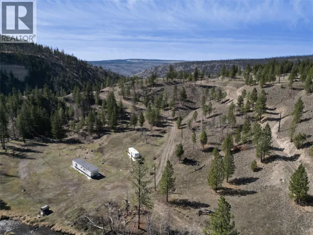 1280/1284 RENSCH Road, Loon Lake, British Columbia V0K1H1