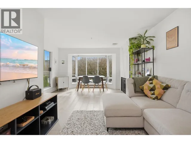 202 2195 W 5TH AVENUE, Vancouver, British Columbia V6K1S1