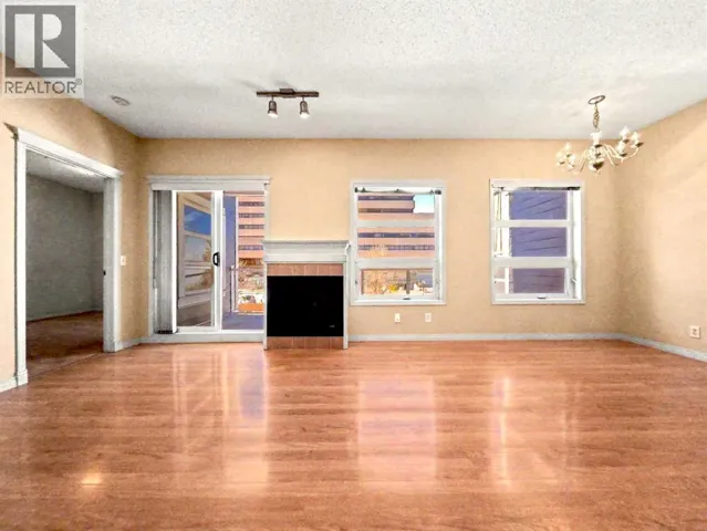 209, 333 Riverfront Avenue SE, Calgary, Alberta T2G5R1