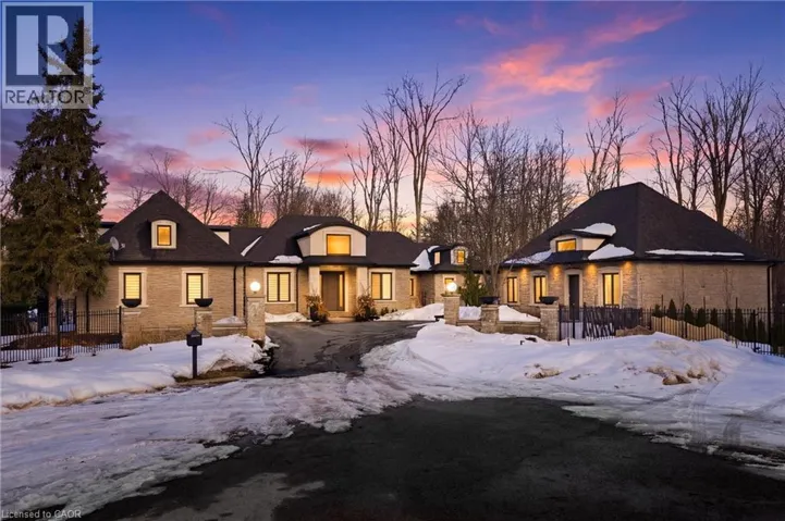 3205 HIGHPOINT Court, Burlington, Ontario L7P0P9