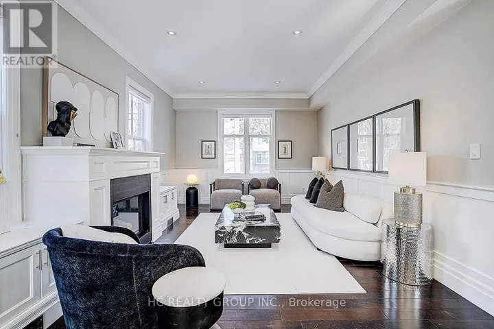 8 BEECH STREET, Markham (Old Markham Village), Ontario L3P2A2