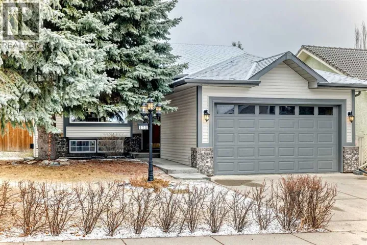 173 Shannon Hill SW, Calgary, Alberta T2Y2Y8