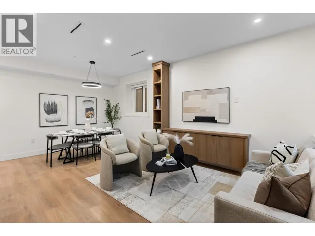 1 435 E 47TH AVENUE, Vancouver, British Columbia V5W2B3