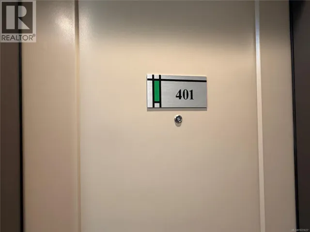 401 2000 West Park Lane, View Royal, British Columbia V9B3R7