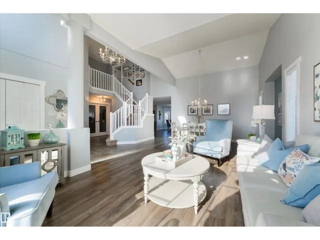 462 ORMSBY RD W NW, Edmonton, Alberta T5T6B1