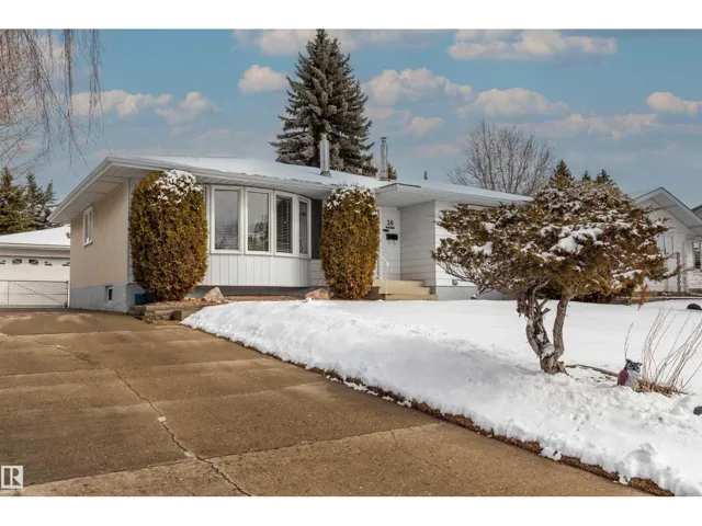 30 GROVELAND RD, Sherwood Park, Alberta T8A3G6